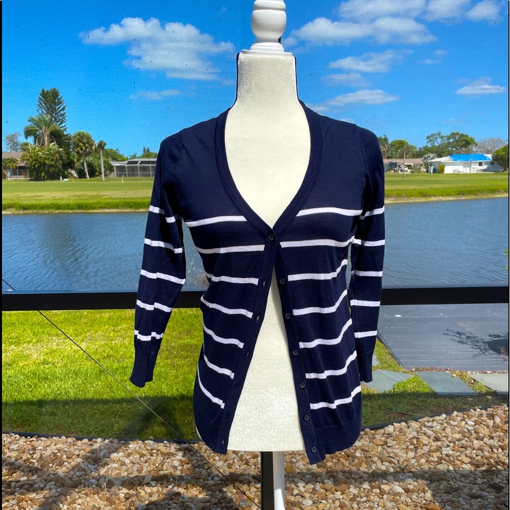 The Limited navy/white preppy sweater - SZ M NWT